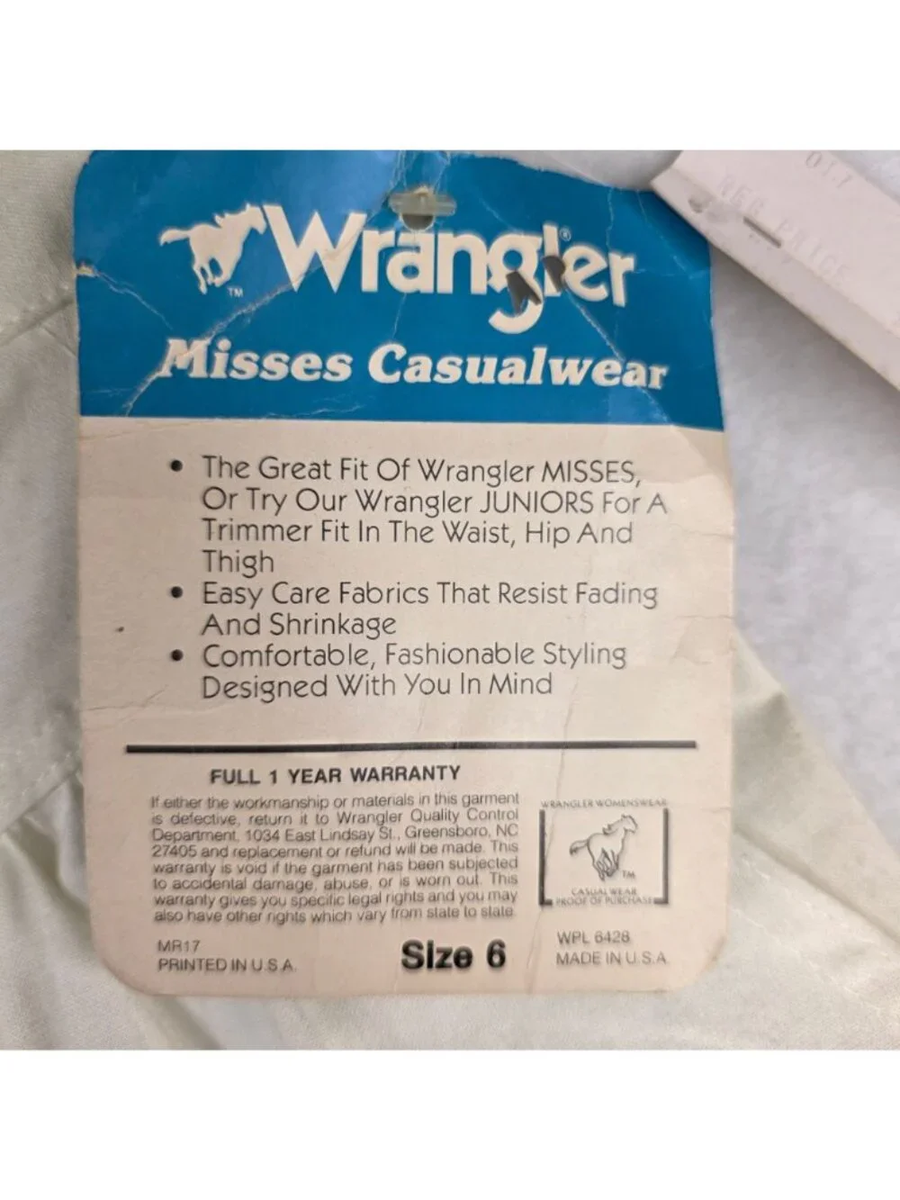 Vintage Wrangler Misses Casual Shorts Sz 6 White Deadstock USA Comfort Americana